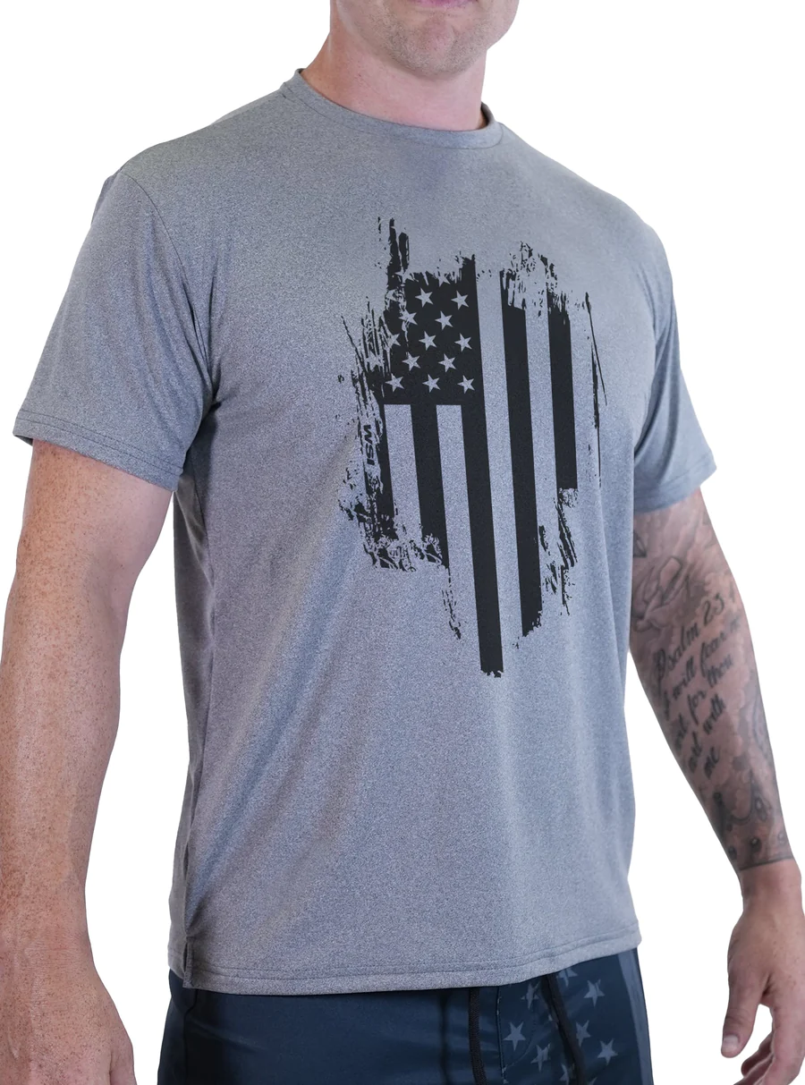 WSI Sports Men's HEATHER GREY FLAG SOFTTECH ATHLETIC FIT TEE